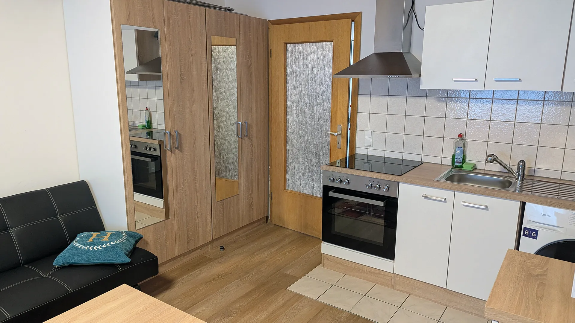 Kleiderschrank